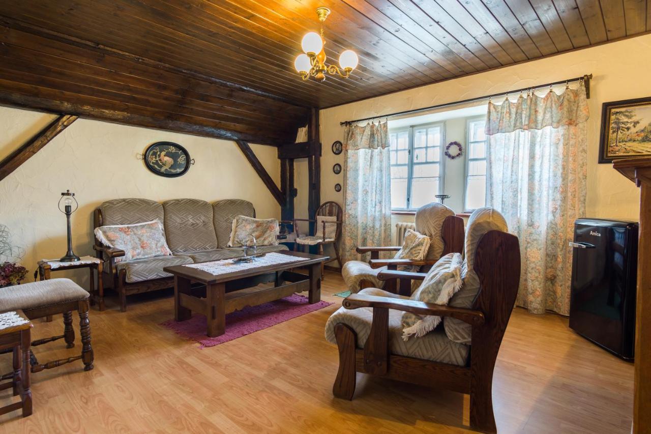 Pension Brusenka Бистршіце-под-Гостинем Екстер'єр фото
